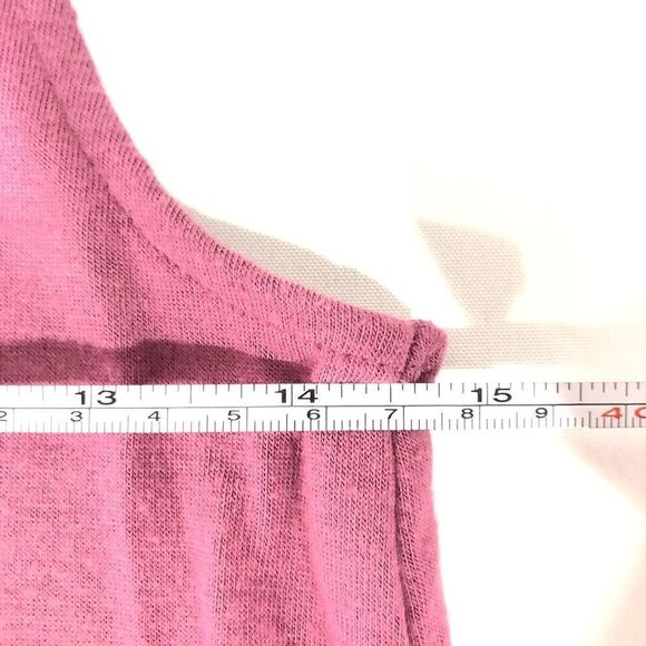 EXPRESS Mock Neck Tank Top - Picture 4 of 4